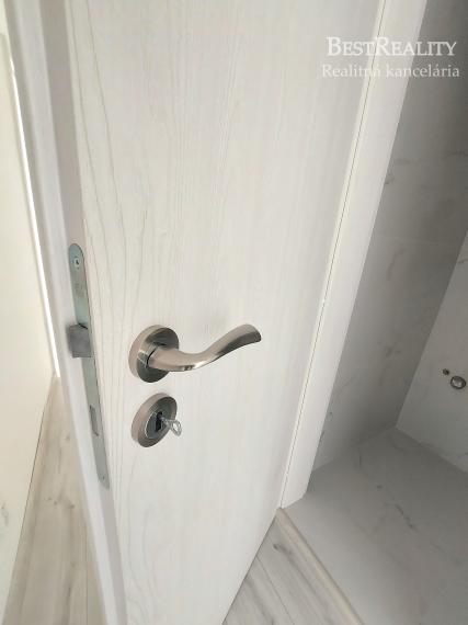 5 izbový samostatne stojací dvojpodlažný dom 175 m2 na predaj, NOVOSTAVBA, Štandard. Ivanka pri Dunaji www.bestreality.sk