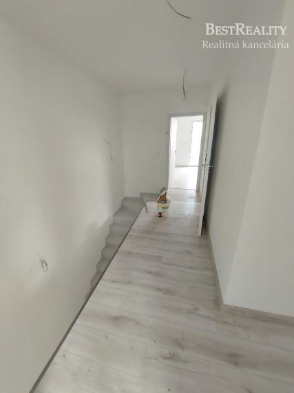 5 izbový samostatne stojací dvojpodlažný dom 175 m2 na predaj, NOVOSTAVBA, Štandard. Ivanka pri Dunaji www.bestreality.sk