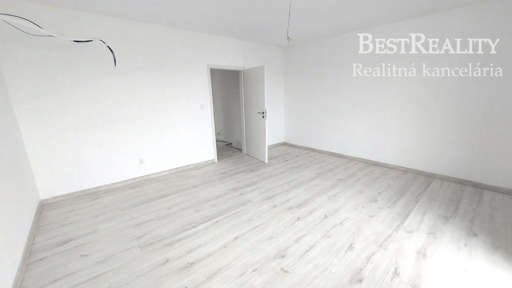 5 izbový samostatne stojací dvojpodlažný dom 175 m2 na predaj, NOVOSTAVBA, Štandard. Ivanka pri Dunaji www.bestreality.sk