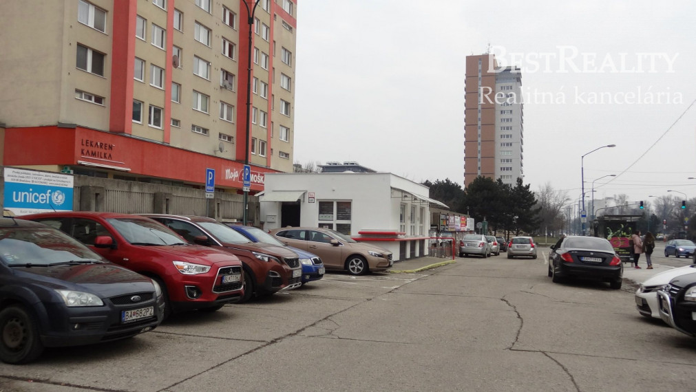 Obchodný priestor na Predaj, Dobrá investícia Petržalka, Nám. Hraničiarov www.bestreality.sk