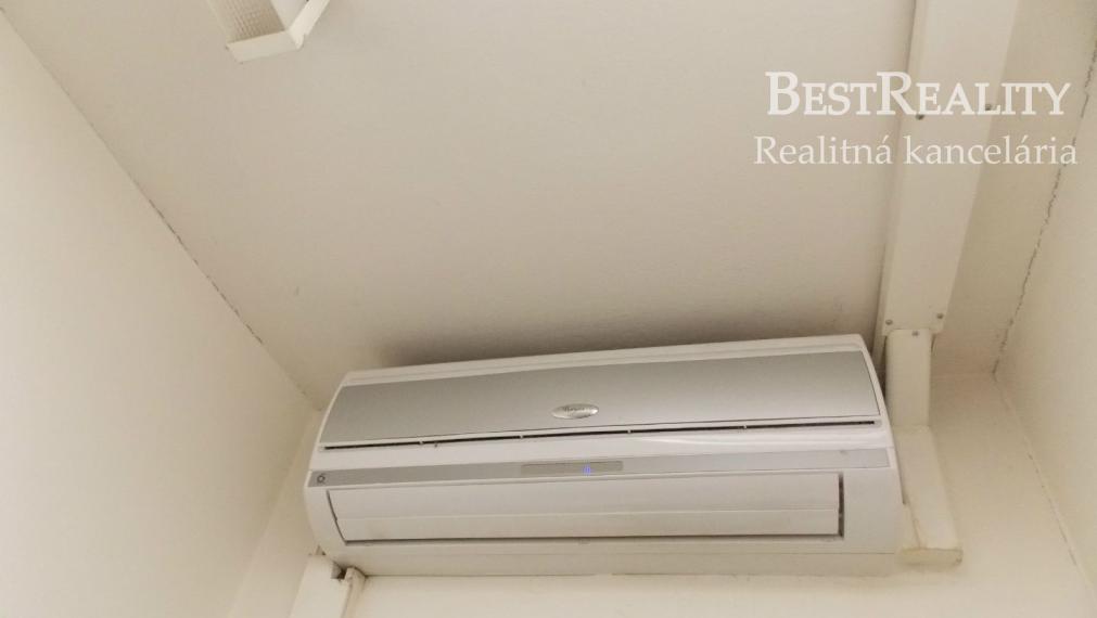 Obchodný priestor na Predaj, Dobrá investícia Petržalka, Nám. Hraničiarov www.bestreality.sk