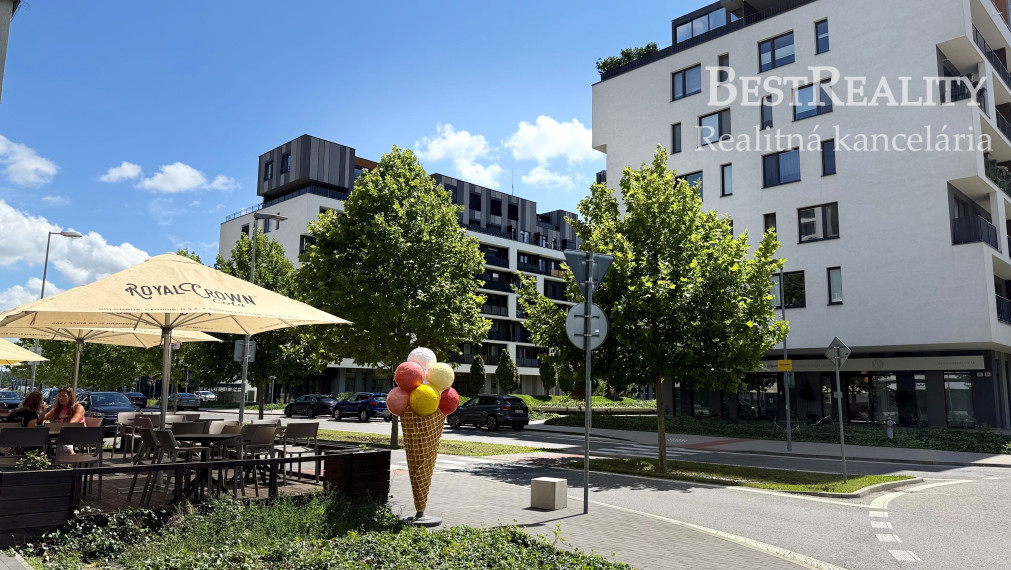 3 izbový byt na prenájom s parkovaním, Novostavba Petržalka