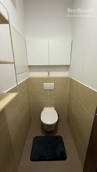 3 izbový byt na prenájom s parkovaním, Novostavba Petržalka