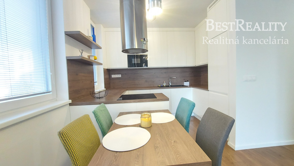 3 izbový byt na prenájom s parkovaním, Novostavba Petržalka