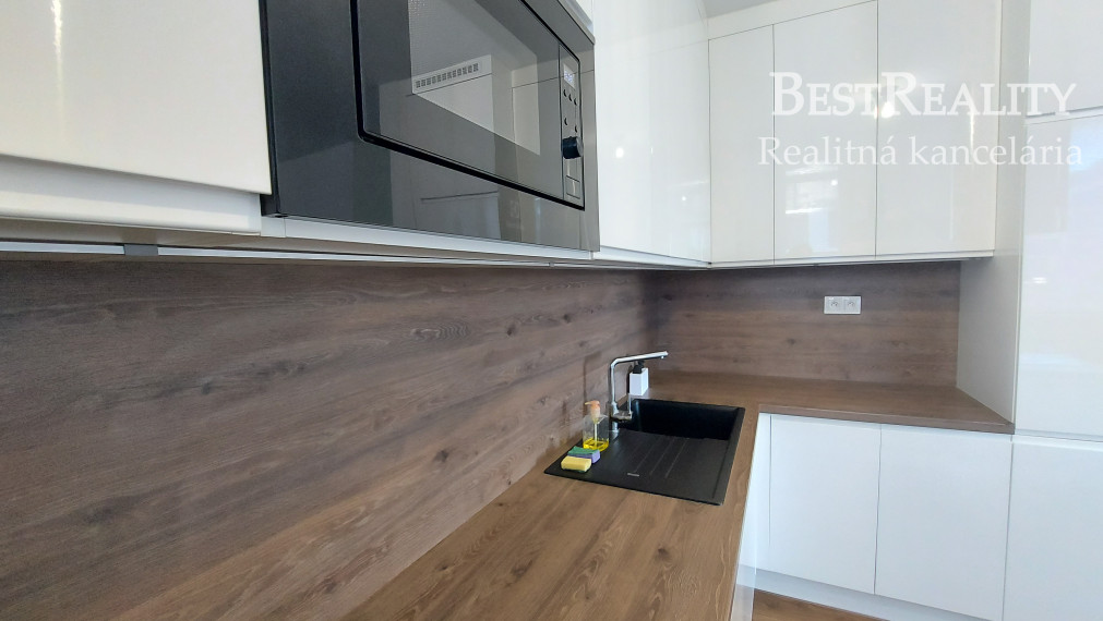 3 izbový byt na prenájom s parkovaním, Novostavba Petržalka