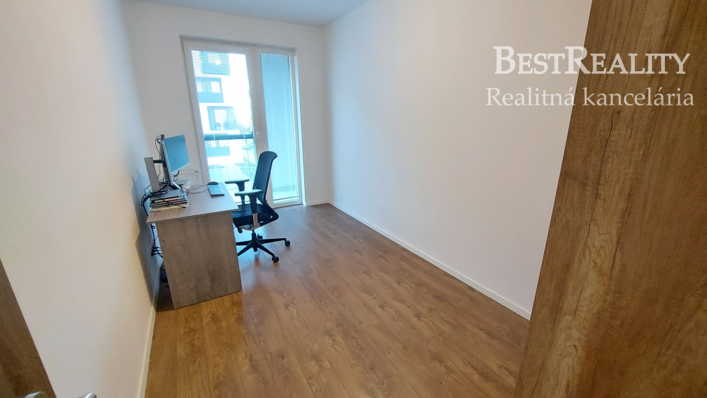 3 izbový byt na prenájom s parkovaním, Novostavba Petržalka