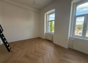 Bývajte v centre Stupavy! Všetko na skok od bytu. Nádherný atypický 1,5 izbový byt na Hlavnej ulici. - fotografia 5