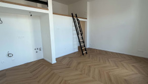 Bývajte v centre Stupavy! Všetko na skok od bytu. Nádherný atypický 1,5 izbový byt na Hlavnej ulici. - fotografia 4
