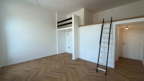 Bývajte v centre Stupavy! Všetko na skok od bytu. Nádherný atypický 1,5 izbový byt na Hlavnej ulici. - fotografia 3