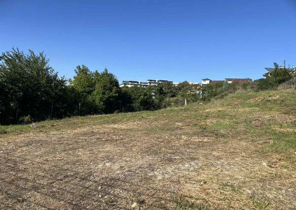 Predaj lukratívneho stavebného pozemku 682 m2 na Kolibe v Bratislave