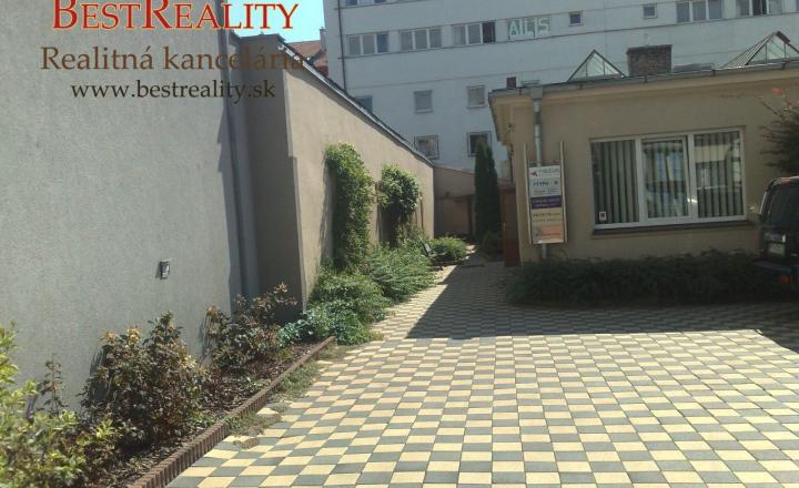 Klimatizované kancelárske priestory na prenájom v širšom Centre Nivy Záhradnícka ul. www.bestreality.sk - fotografia 1