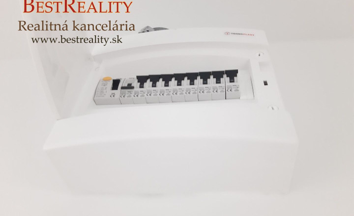3 izbový byt na predaj, kompletná rekonštrukcia. nepriechodné izby, loggia, Klimatizácia, pekný výhľad Petržalka www.bestreality.sk - fotografia 4