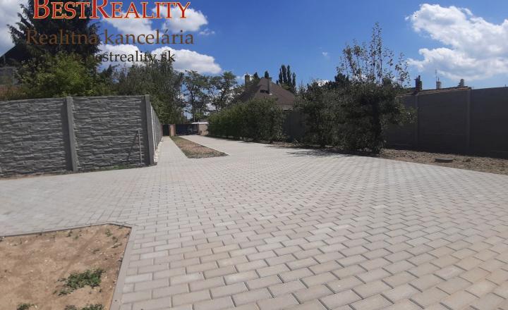 5 izbový rodinný dom na PREDAJ, Novostavba, terasa, pozemok 1403 m2, 25 km od Bratislavy, Lehnice www.bestreality.sk - fotografia 12
