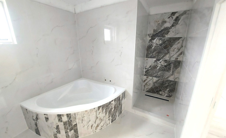 5 izbový samostatne stojací dvojpodlažný dom 175 m2 na predaj, NOVOSTAVBA, Štandard. Ivanka pri Dunaji www.bestreality.sk